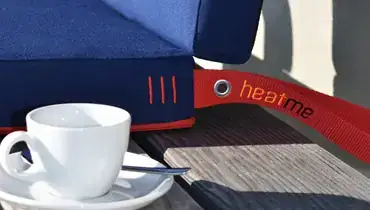 Coussin chauffant heatme installé sur une terrasse